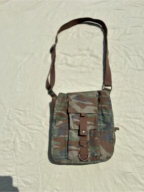 Camouflage Crossbody Messenger Bag for Men - Brown Green Camo